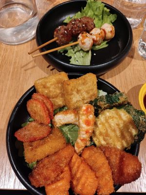  at Cantine De Lotus in Paris