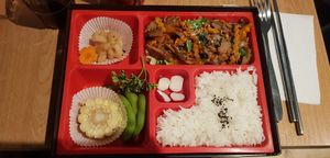 Poulet aux trois saveurs   at Cantine De Lotus in Paris