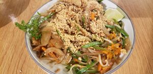 Pad thaï with "chicken" at Cantine De Lotus in Paris