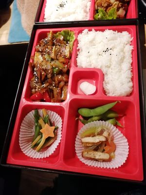  at Cantine De Lotus in Paris