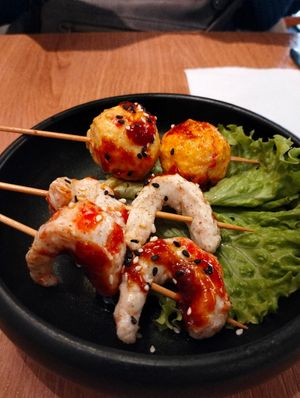 Gambas veganas y bolas de gambas veganas at Cantine De Lotus in Paris