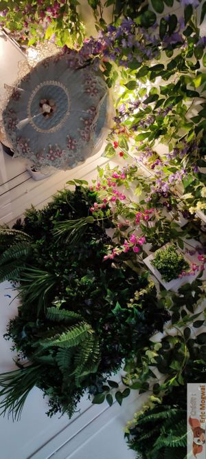 Deco at Cantine De Lotus in Paris