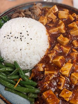  at Cantine De Lotus in Paris