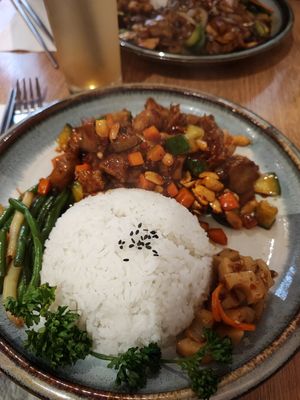  at Cantine De Lotus in Paris