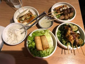  at Cantine De Lotus in Paris