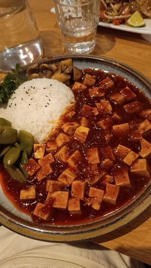 Mapo tofu vegan 🌶️🌶️ at Cantine De Lotus in Paris