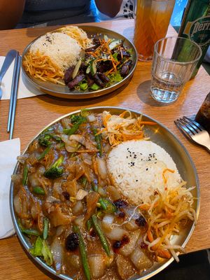  at Cantine De Lotus in Paris