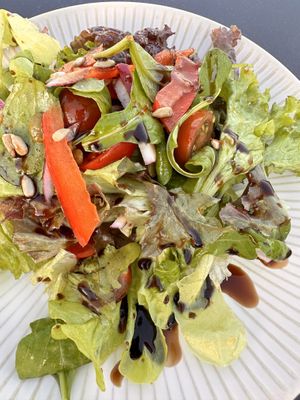 Side salad V  at The Views Vegetarian Restaurant in Kaiteriteri