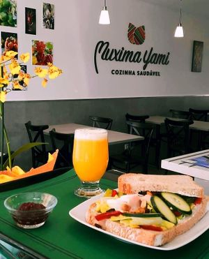 No muxima Yami sempre se encontra uma novidade 😋🤔 at Muxima Yami in Oliveira Do Bairro