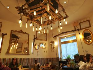 Lovely dining area at Keep Living in Salzburg