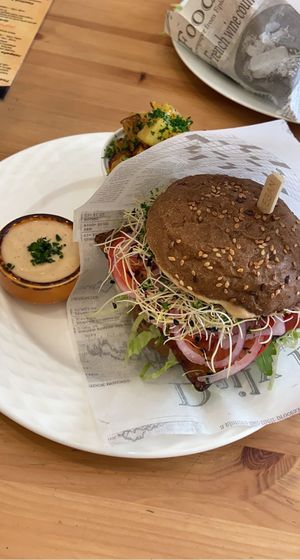 Tempeh burger at Brunette Burger in Plzen
