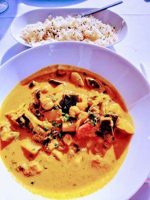 Veggie curry at Terrace at Hotel Arribas in Colares