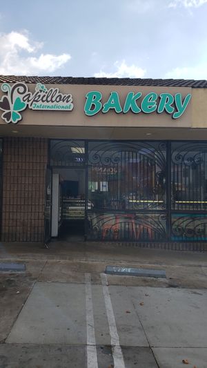 Store front corner center at Papillon International Bakery in Glendale
