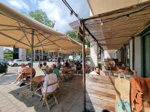 Outdoor seating at Jungle Café & Catering in Eindhoven