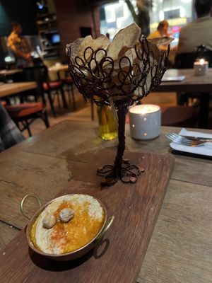 Chips and hummus   at ViaSete in Rio De Janeiro