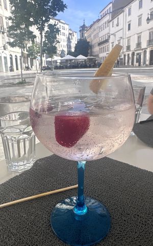 Gin and tonicc  at Luca in Coimbra