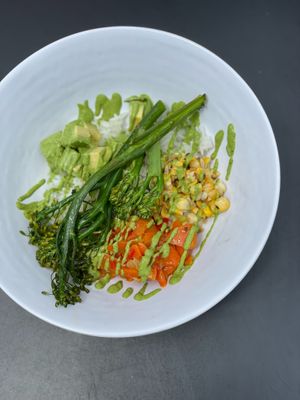 Balanced Bowl

jasmine rice, black bean salad, grilled broccolini, carrot soffrito,  charred corn, avocado, green goddess at Chestnut Hill Brewing Company in Philadelphia