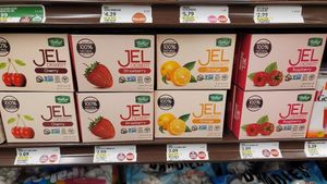 Vegan jello at Fresh Thyme Farmers Market - 82nd St in Indianapolis