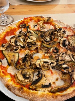 Mushroom, bell pepper and vegan mozzarella pizza. at La Focacceria Pugliese (Benfica) in Lisbon