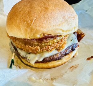 Old 58 burger   at Ziggy's in San Luis Obispo