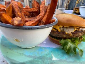 Impossible (gf bun) w/ Sweet Potato Fries at Oh My Soul in Charlotte