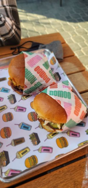 Amazing burgers at Nomoo in Los Angeles