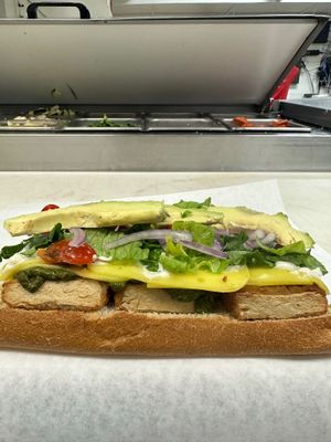 Vegan chicken pesto  at Pizza USA in Bellflower