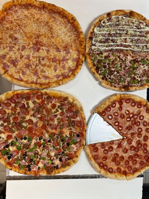 Pizza by slice  at Pizza USA in Bellflower