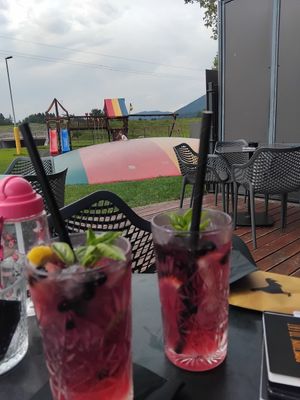 Nkm at Pisek Bar in Celje