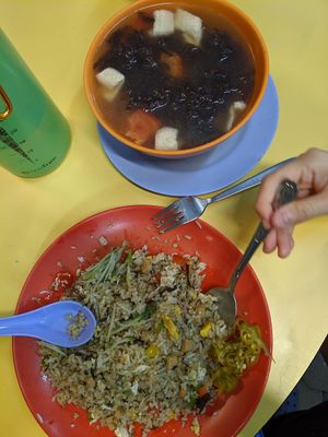 Olive vegetable Fried Rice and Seaweed Soup at Divine Vegetarian Family 添欣素食園 in Northeast Singapore