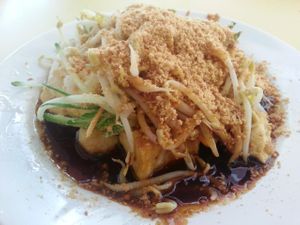 Vegetarian Taohu Goreng. Generous serving of fried bean curd, with toppings of cucumber, bean sprouts and peanut. Delicious!  at Divine Vegetarian Family 添欣素食園 in Northeast Singapore