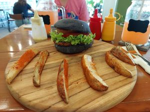 Proteín burguer at Herbivoro in Cancun
