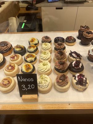 All the nanos were vegan  at Chök the Chocolate Kitchen in Barcelona
