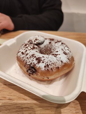Donut relleno at Chök the Chocolate Kitchen in Barcelona