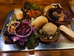 7. Rote Beete Earthplate at Bärenstark in Cologne