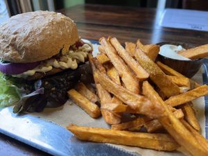 #2 Esel and sweet potatoes fries  at Bärenstark in Cologne