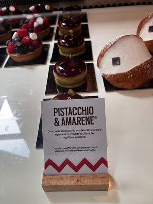 Minicake  at Pavé in Milan