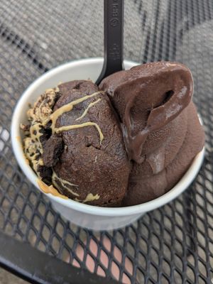 cookie and ice cream at Goodnight Fatty in Salem