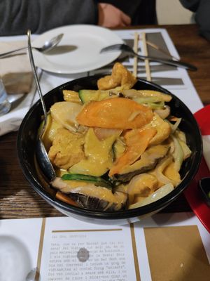 Tofu al curry at Mon Viet in Barcelona