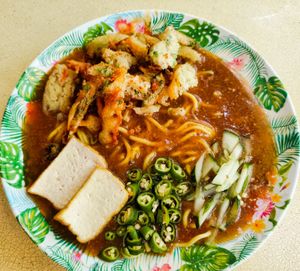 Mee rojak at Xian Yuan 鲜缘素食 in Central Singapore