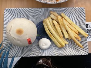 Mini hamburguesa  at La Vegana Taperia in Malaga