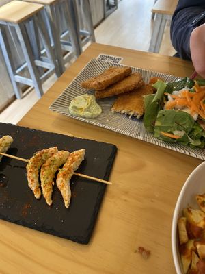 Pescado al limón y pinchito de gambas  at La Vegana Taperia in Malaga