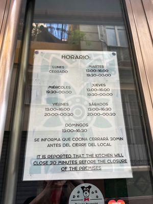 Opening hours  at La Vegana Taperia in Malaga