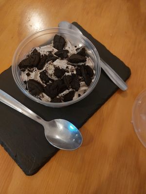 Oreo dessert at La Vegana Taperia in Malaga