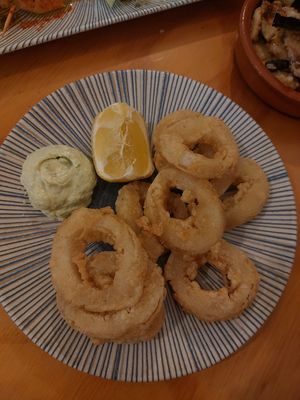 Anillas de calamares con aioli (vegan squid rings with aioli) at La Vegana Taperia in Malaga