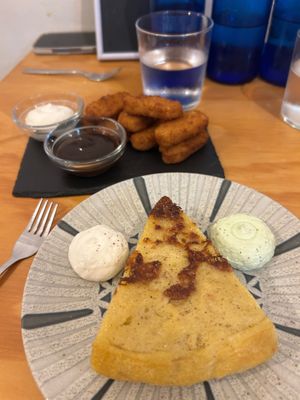 Heura nuggets (wow) and tortilla at La Vegana Taperia in Malaga