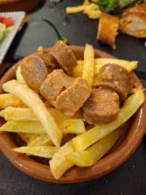 Tapa de xoriço at La Vegana Taperia in Malaga