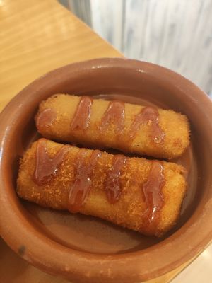 Palitos de queso con mermelada at La Vegana Taperia in Malaga