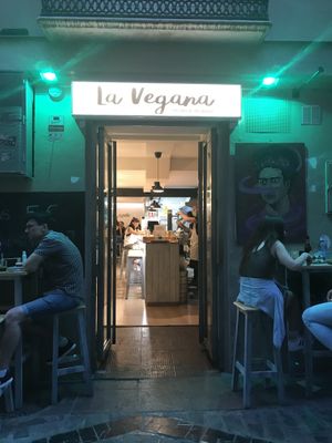 von außen at La Vegana Taperia in Malaga