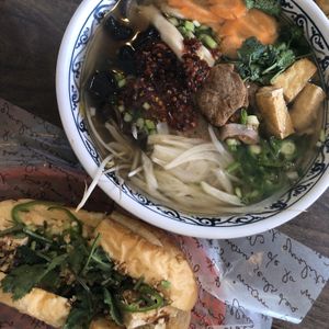 Vegan banh mi and noodle at Banh Mi Lee in Seoul